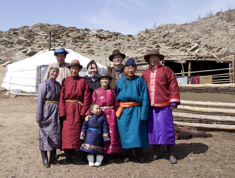 noble-nomads-family